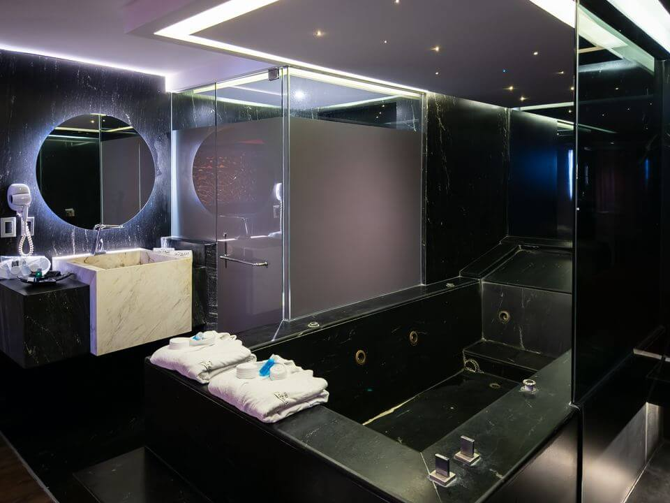 jacuzzi motel picasso circuito