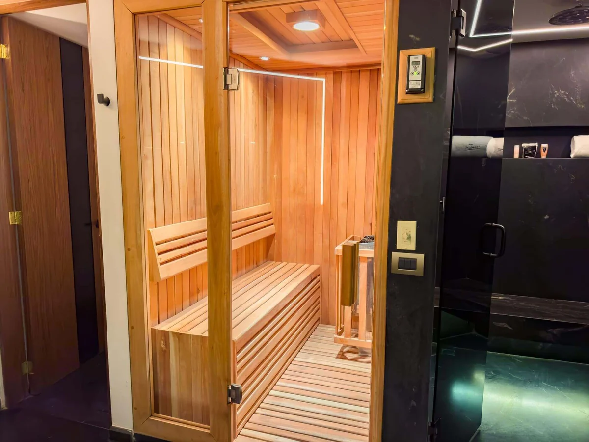 sauna motel picasso churubusco